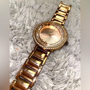 Watch rose gold diamond New York and company